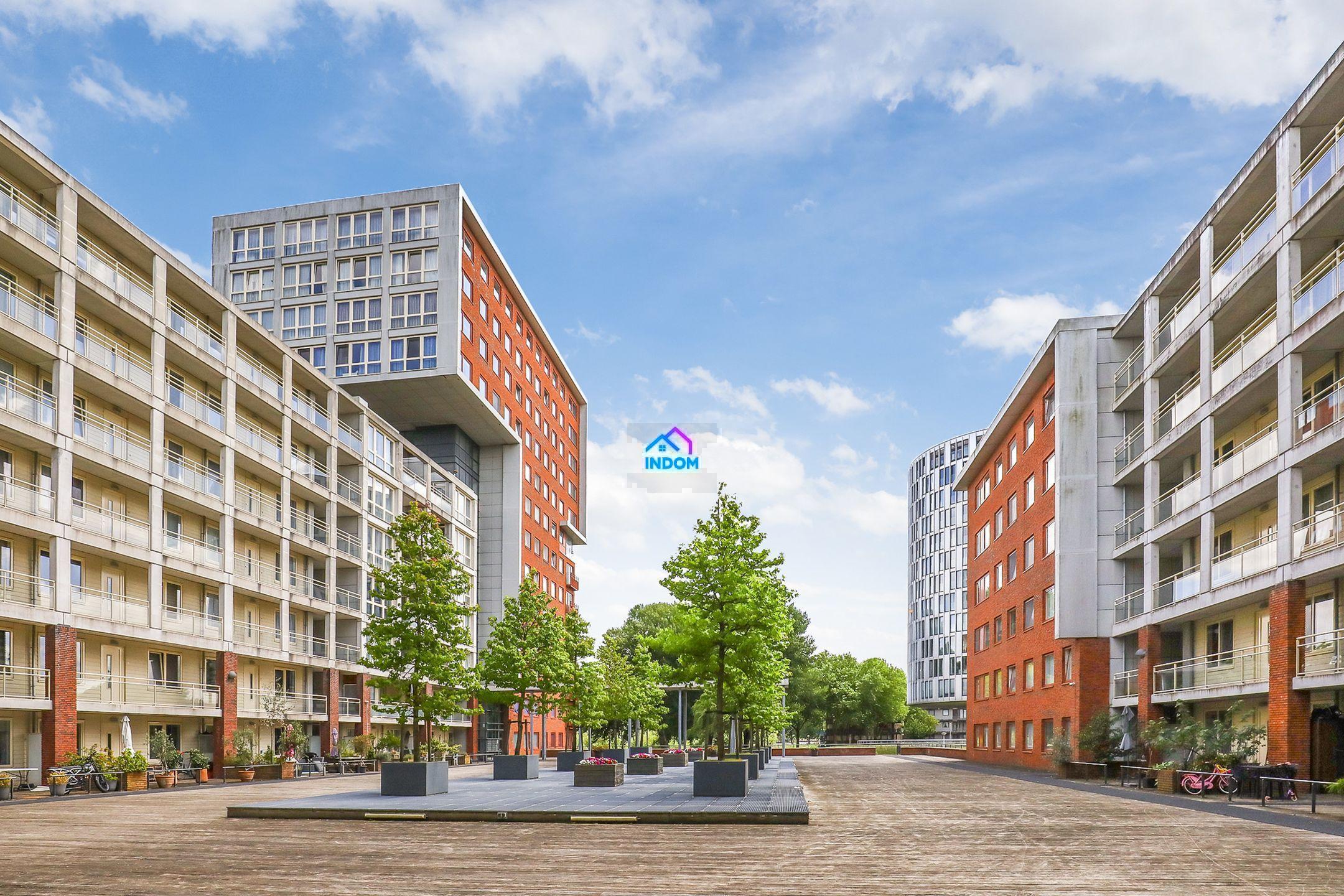 Просторная квартира в Амстердаме 