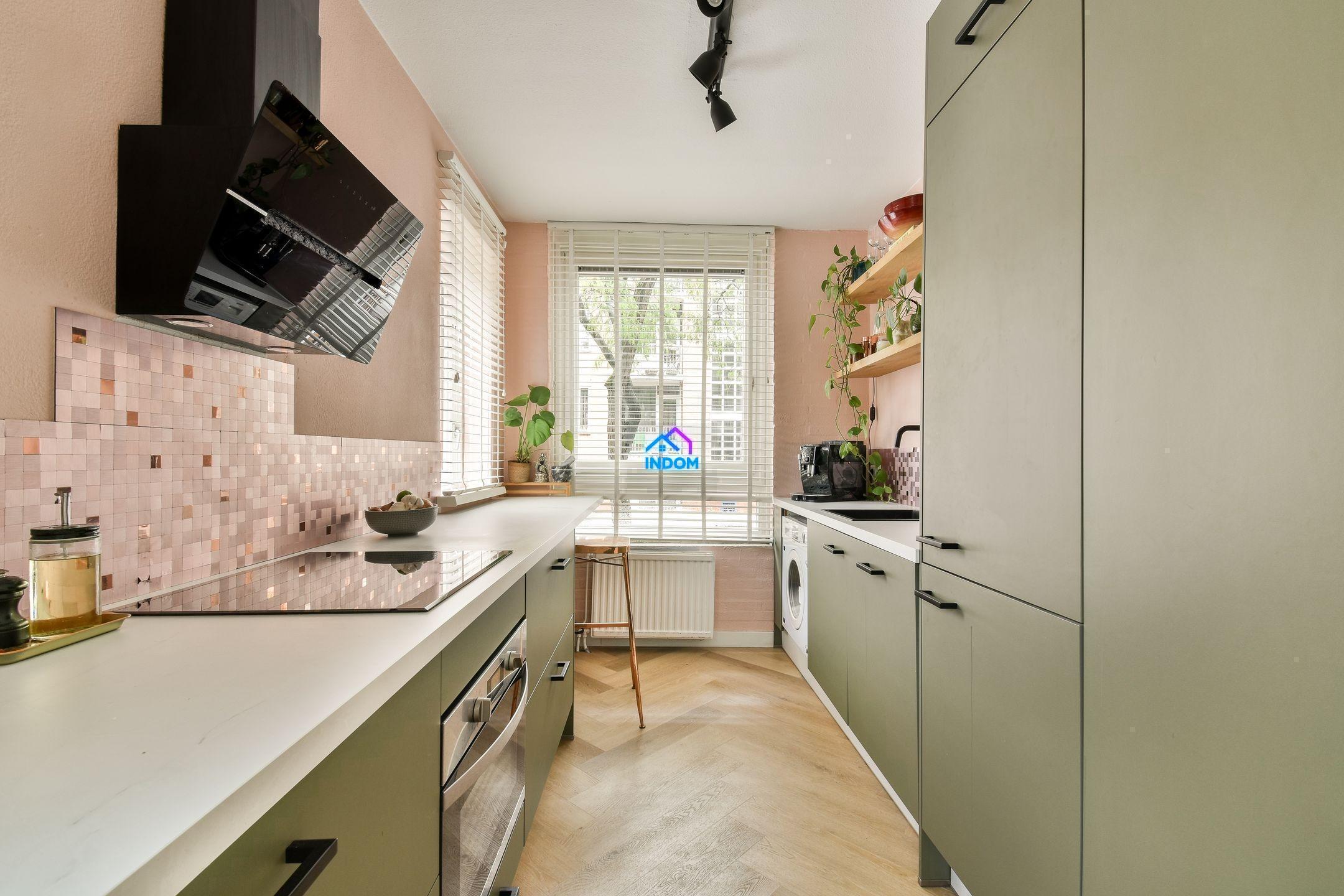 2 Комнатная квартира в Amsterdam-Oost