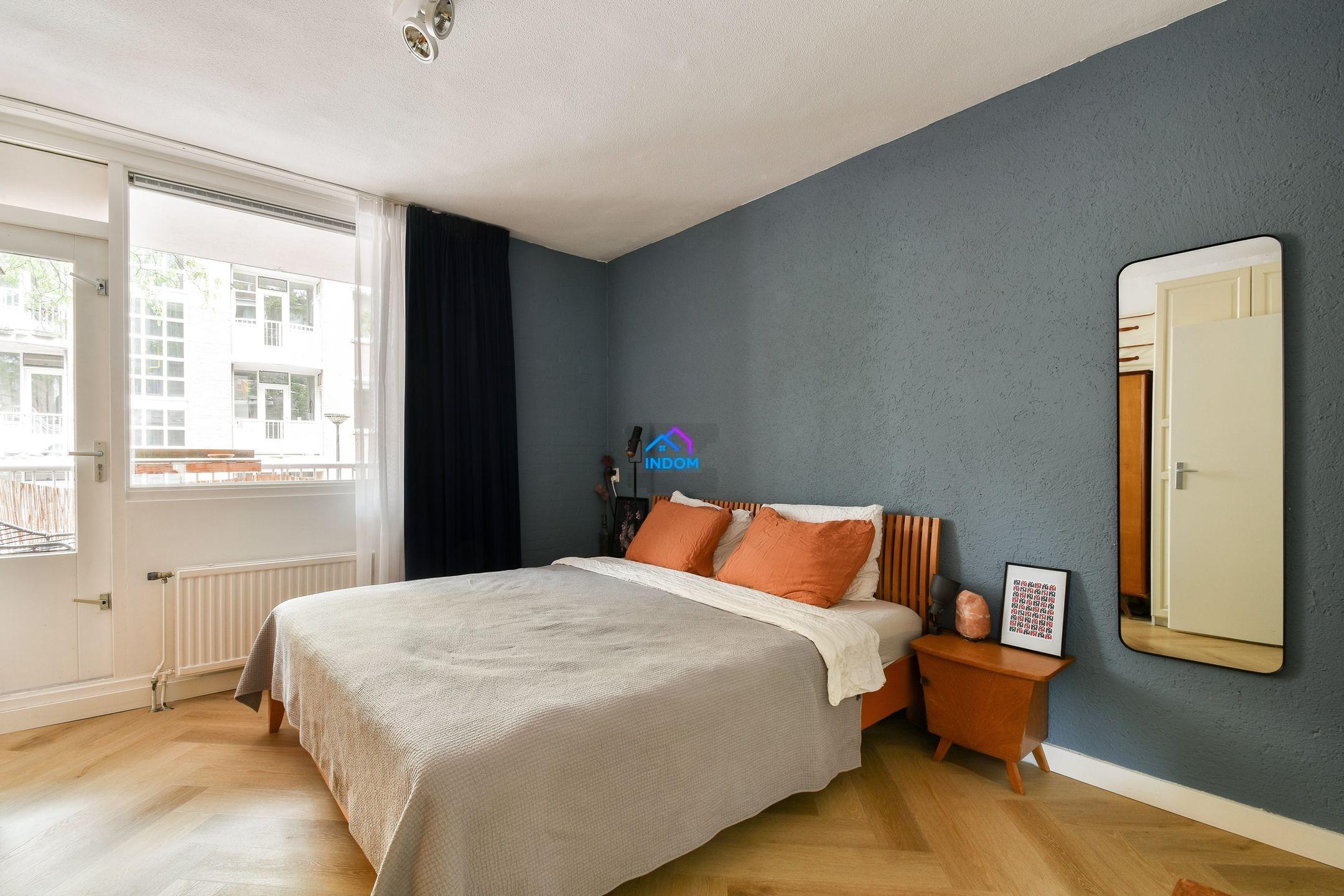 2 Комнатная квартира в Amsterdam-Oost