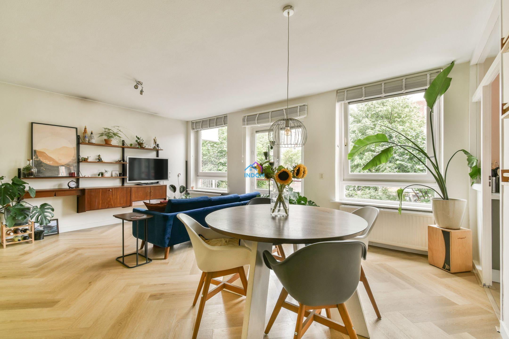 2 Комнатная квартира в Amsterdam-Oost